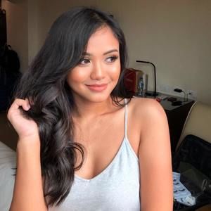 Meet your Posher, Winona